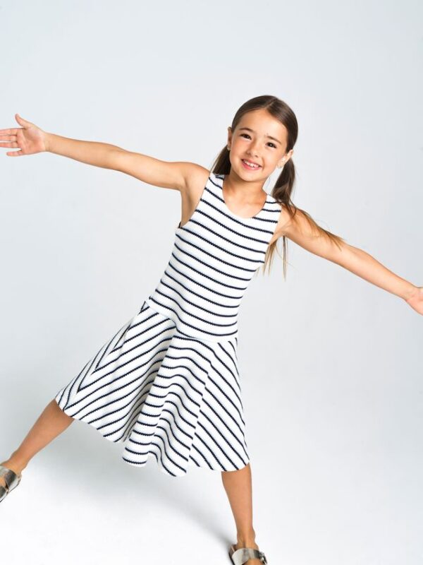 Αμάνικο φόρεμα / Yell-oh